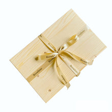 Load image into Gallery viewer, Tea Vials Chest